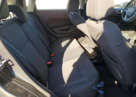 2015 Ford Fiesta Se z USA, uszkodzony, nr VIN 3FADP4EJ3FM186828